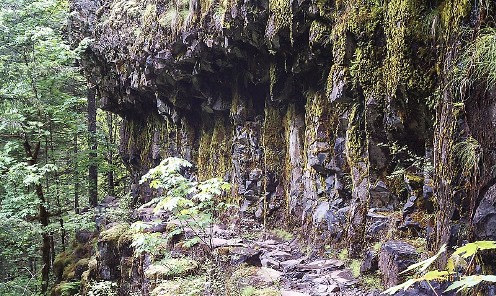 Eagle Creek Hiking Trail